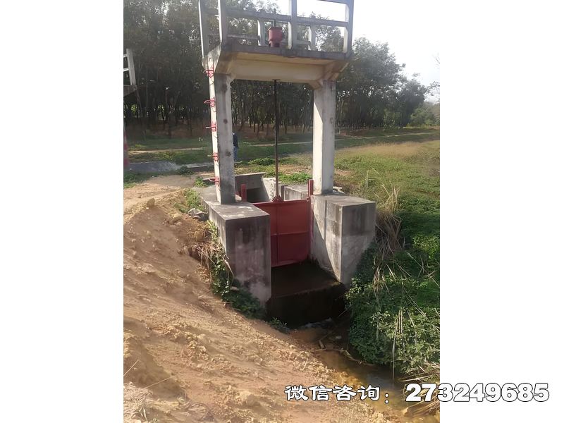 哈密地区山洪沟排洪闸